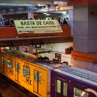 Greenpeace protesta en Metro de la Ciudad de México