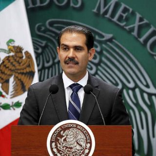 El SAT embarga títulos de propiedad de rancho de Padrés