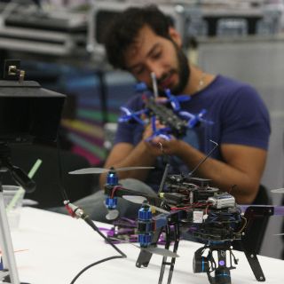 Campus Party, atractivo para adolescentes innovadores