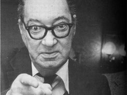 El creador de la trilogía de ''Santa María'', es condecorado en 1980 con el Premio Cervantes de Literatura. EL INFORMADOR / ARCHIVO