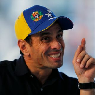 Capriles dice que referéndum contra Maduro sería en octubre