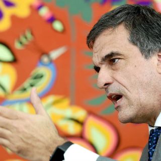 Defensa de Rousseff irá a Justicia si es destituida