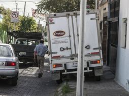 Ciudadanos podrán obtener un descuento en su multa por invadir banquetas si asisten a talleres de Educación Vial. EL INFORMADOR / ARCHIVO