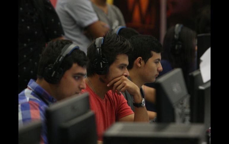 El investigador recomienda las condiciones necesarias para brindar protección en el ciberespacio. EL INFORMADOR / R. Tamayo