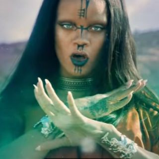 Rihanna estrena video 'Sledgehammer', tema de 'Star Trek: Sin Límites'