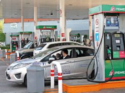 Este es el cuarto aumento en el año para la gasolina Premium. SUN /  L. Flores