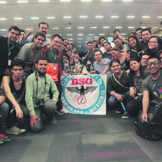 Bastardos sin Gloria se reúnen en Campus Party para aprender