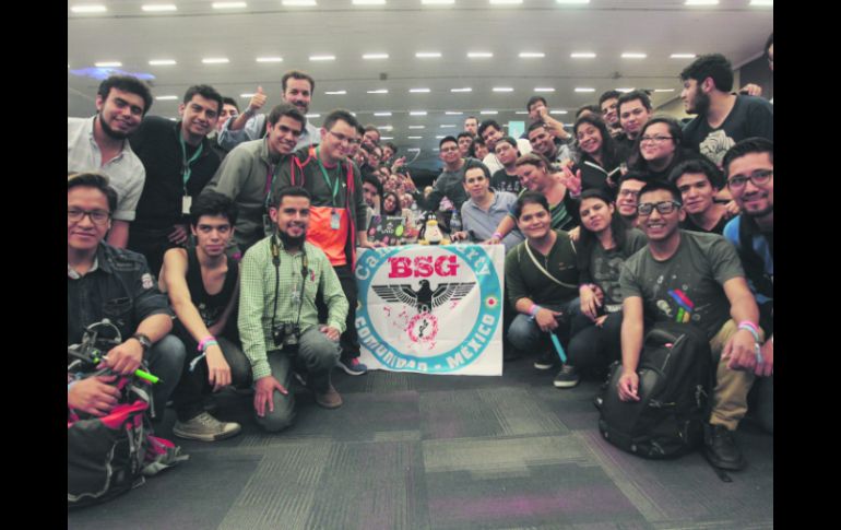 Colectivo. El grupo Bastardos sin Gloria tiene la misión de reunir a personas de México y el extranjero que viajan solas al evento. EL INFORMADOR / E. Barrera