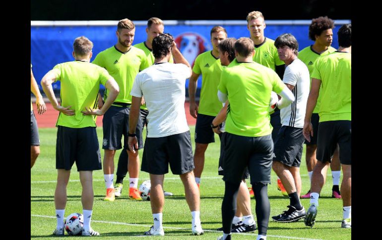 La escuadra teutona nunca ha ganado a la italiana en un partido oficial, por ello, tratarán de conseguir la hazaña. AFP / P. Stollarz