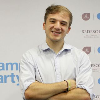 La clave está en creer en ti mismo y amar lo que haces: joven innovador