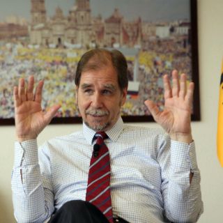 El PRD abre posibilidad a un cuarto contendiente por dirigencia