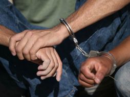 Al realizar el cateo de la vivienda, detuvieron a los hombres y aseguraron drogas. AFP / ARCHIVO