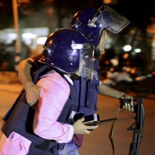 Rescatan a 13 de restaurante de Bangladesh