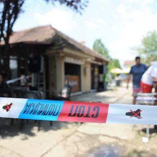 Tiroteo en cafetería de Serbia deja al menos cinco muertos