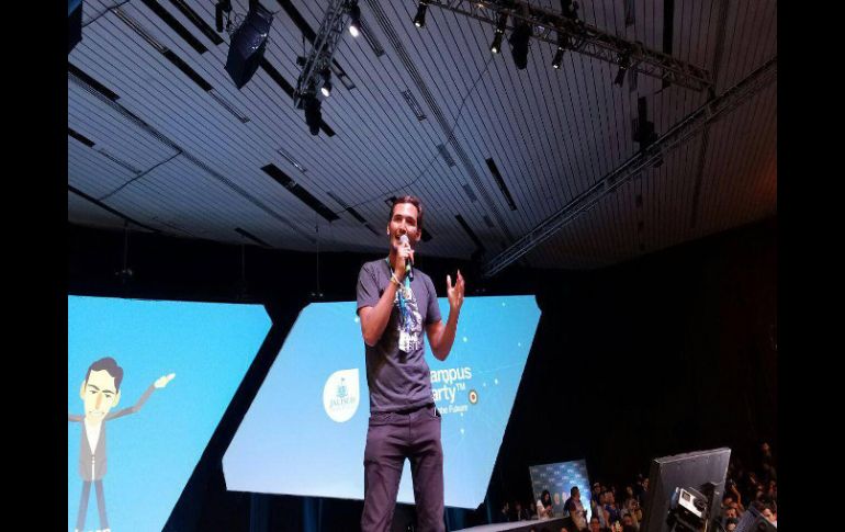 La conferencia fue muy bien recibida por los asistentes, que llenaron el evento y aplaudieron las reflexiones del venezolano. FACEBOOK / Campus Party