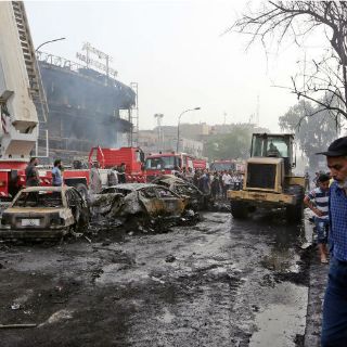 Atentado con coche bomba en Bagdad deja 80 muertos