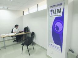 En las instalaciones de la Alerta Alba, ubicadas en la Calzada Independencia, hay especialistas para atender a los familiares. EL INFORMADOR / F. Atilano