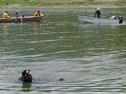 El accidente ocurrió el pasado sábado, pero fue hasta este domingo que personal de Protección Civil halló el cuerpo. ESPECIAL /