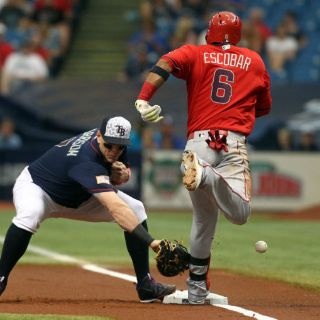 Salas sufre sexto revés con Angelinos