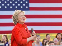 El pronunciamiento de Clinton tuvo lugar después de que Trump tuiteó, y borró, imagen con una estrella de seis puntas. TWITTER / @HillaryClinton