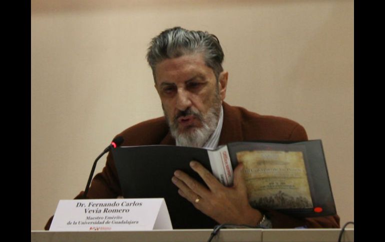 Vevia Romero comentó el valor filosófico de la obra. FACEBOOK / bibliojalisco