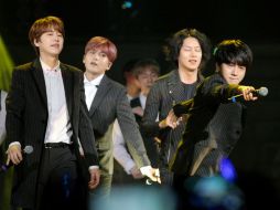 La banda coreana representada por Leeteuk, Kyuhyun, Yesung, Heechul y Ryewook. NTX / J. Pazos