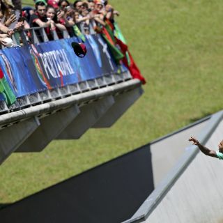 Portugal realiza entrenamientos frente al público