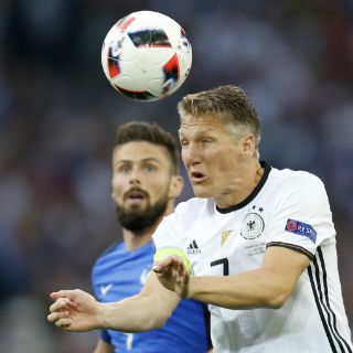 Schweinsteiger, el europeo con más partidos de fases finales