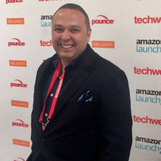 Que los jóvenes se la crean, yo me la creí: empresario