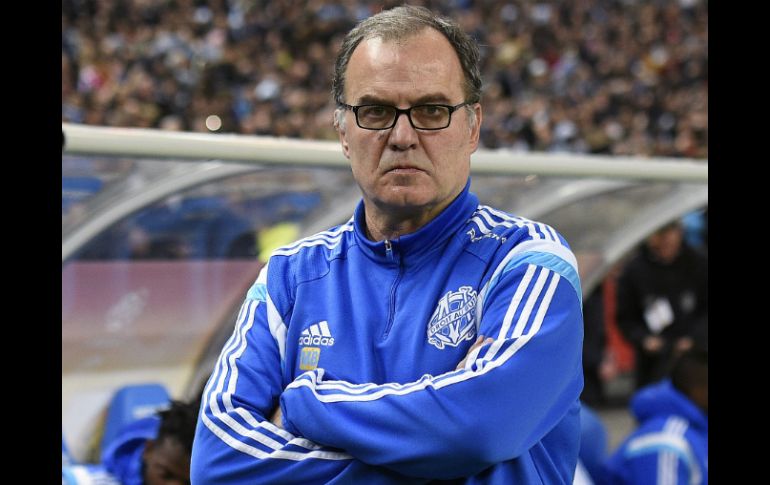 Marcelo Bielsa firmó su contrato el miércoles, y deja su cargo tan sólo 48 horas después. AFP / F. Fife