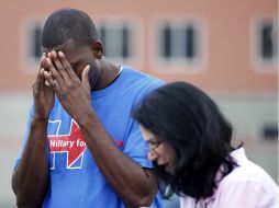 La candidata demócrata aseguro que se encuentra de luto tras los acontecimientos de Dallas. AP / M. Evans