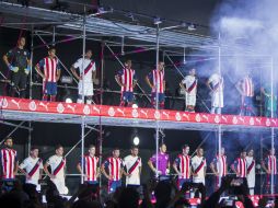La noche del jueves fue presentada la nueva playera del Guadalajara para el Torneo Apertura 2016, con un nuevo patrocinador. MEXSPORT / C. De Marchena