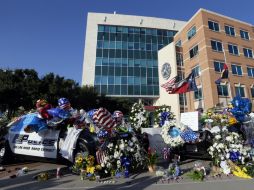 Cinco policías resultaron muertos y otras nueve personas, incluidos siete agentes, resultaron heridas en el ataque. AP / T. Gutiérrez