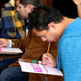 Maestros de Guerrero piden se les evalúe en noviembre