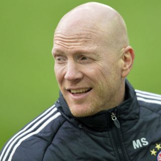 Renuncia el director deportivo del Bayern Munich