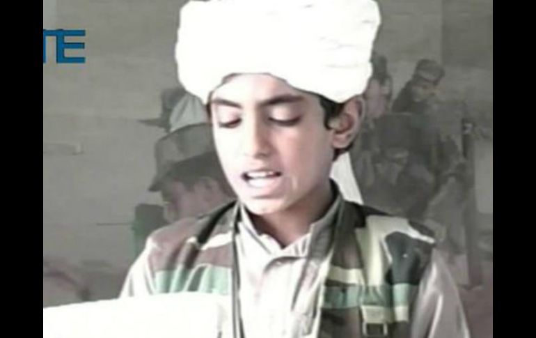 El joven yihadista, quien ha aparecido en otros videos de Al Qaeda, también se comprometió a combatir a los 'aliados'. TWITTER / @siteintelgroup