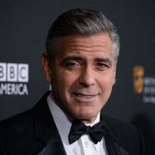 Cuestionan sexualidad de George Clooney