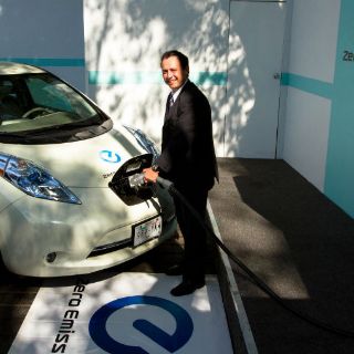 Autos híbridos y eléctricos superan mil 300 ventas en México