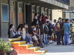 Los problemas más graves de los estudiantes podrían relacionarse a la falta de comunicación con la familia, indican especialistas. EL INFORMADOR / ARCHIVO