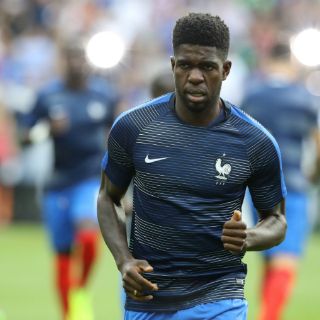 Barcelona anuncia el fichaje de Samuel Umtiti