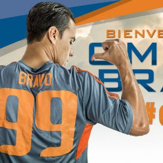 Omar Bravo ya está con los RailHawks de Carolina