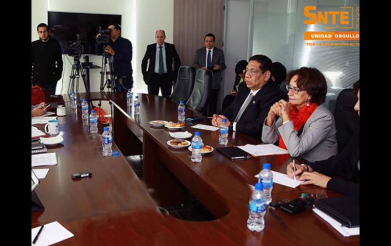 La tarde del martes se celebró la tercera mesa de negociación entre la SEP y el Sindicato. TWITTER / @SnteNacional
