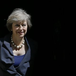 Tusk espera una 'fructífera relación' con gobierno de May