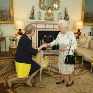 Theresa May ya es la nueva primera ministra del Reino Unido