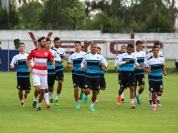 Jugadores de Chivas se preparan para el comienzo del Apertura 2016. TWITTER / @Chivas
