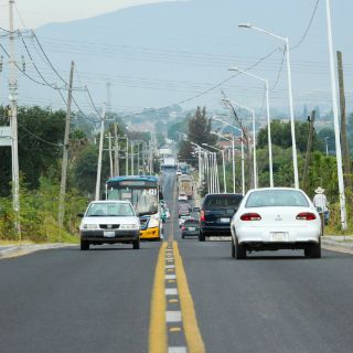 Con nueva obra, facilitan acceso vial a clínica IMSS de Tlajomulco