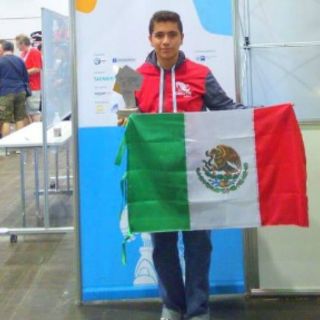 Reconocen a jaliscienses que ganaron torneo de robótica