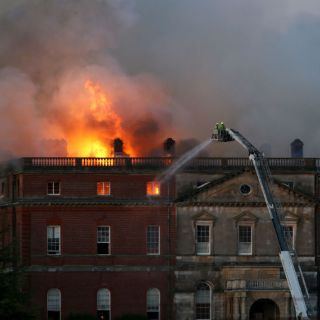 Mueren ocho personas tras incendiarse orfanato en Sudáfrica