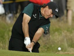 Seguido de Mickelson, la segunda y tercera posición fueron ocupadas por Patrick Reed y Martin Kaymer respectivamente. AP / M. Dunham