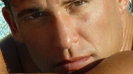 Jorge Aravena interpreta a 'Pedro' en 'Un camino hacia el destino'. ESPECIAL /